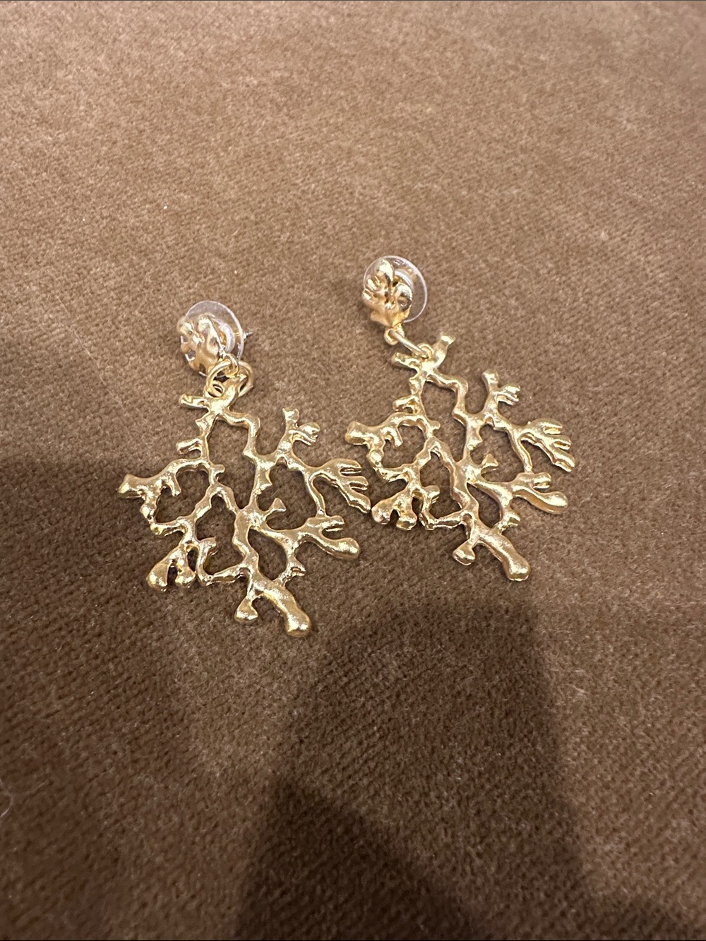 Susan Shaw Gold Coral Branch